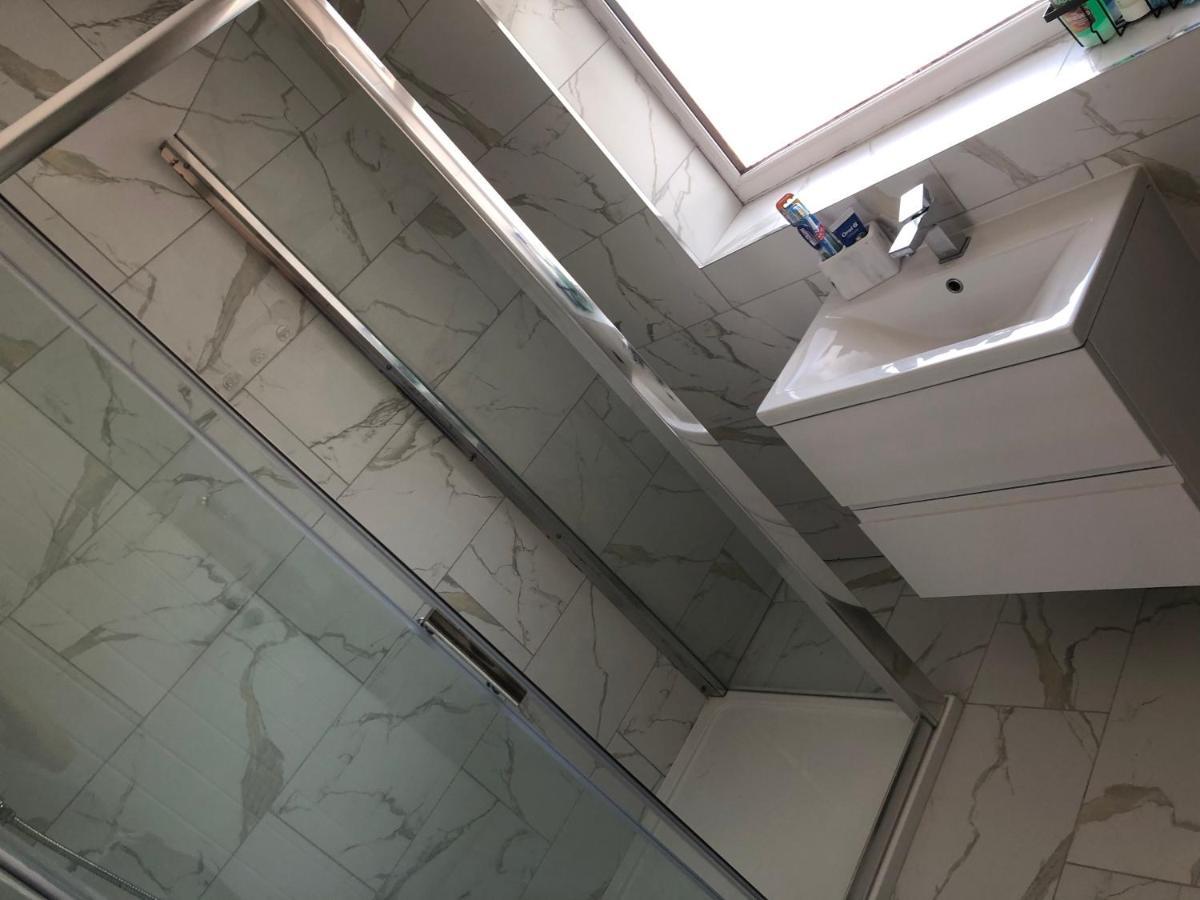 5 Bedroom House In אורפינגטון מראה חיצוני תמונה
