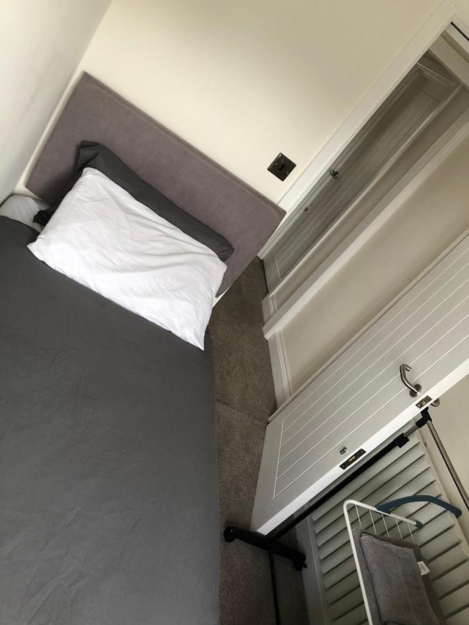 5 Bedroom House In אורפינגטון מראה חיצוני תמונה